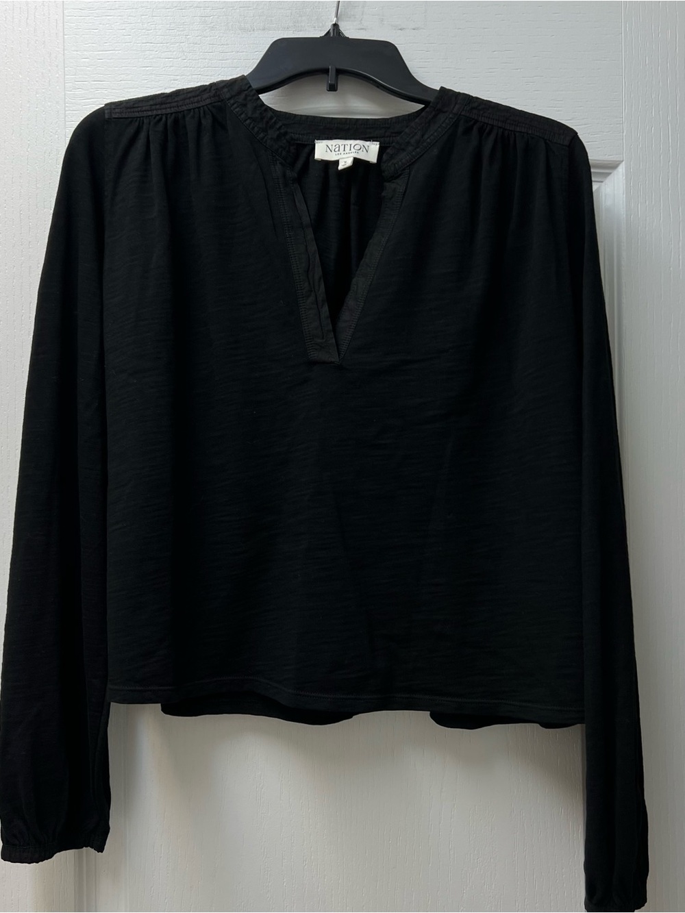 Nation Los Angeles Black Long Sleeve Knit Top V-Neck Sz S NWT